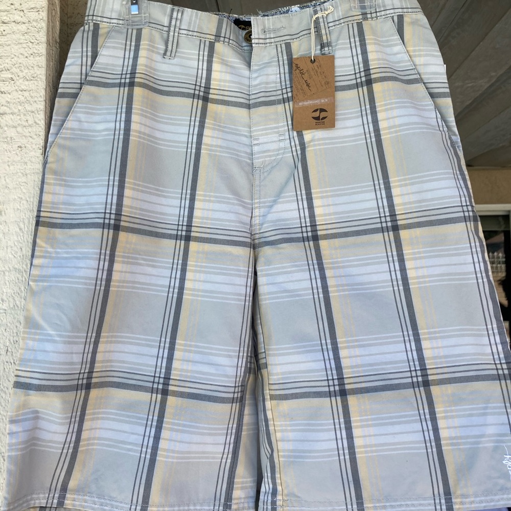 Men’s Split Plaid Shorts